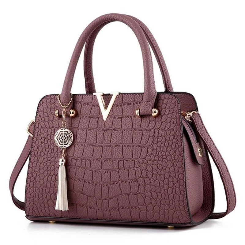 High Quality Ladies leather shoulder bag Women free shipping Crocodile Handbag V Letters Designer Large Capacity Shoulder Bags Gamborini 