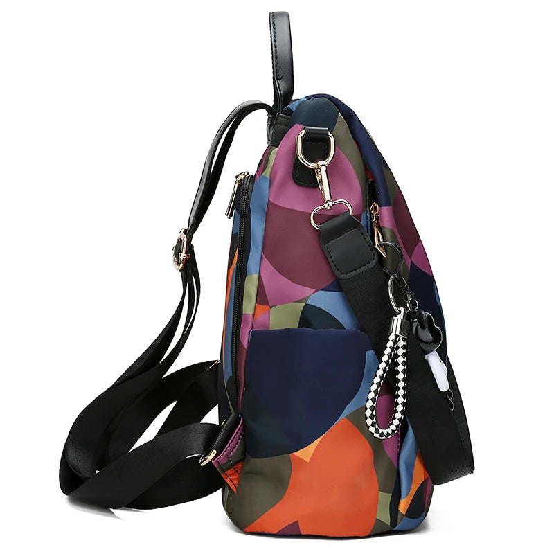 Mochila Anti-Furto Feminina Floral Mochila Anti-Furto Feminina Floral Gamborini 